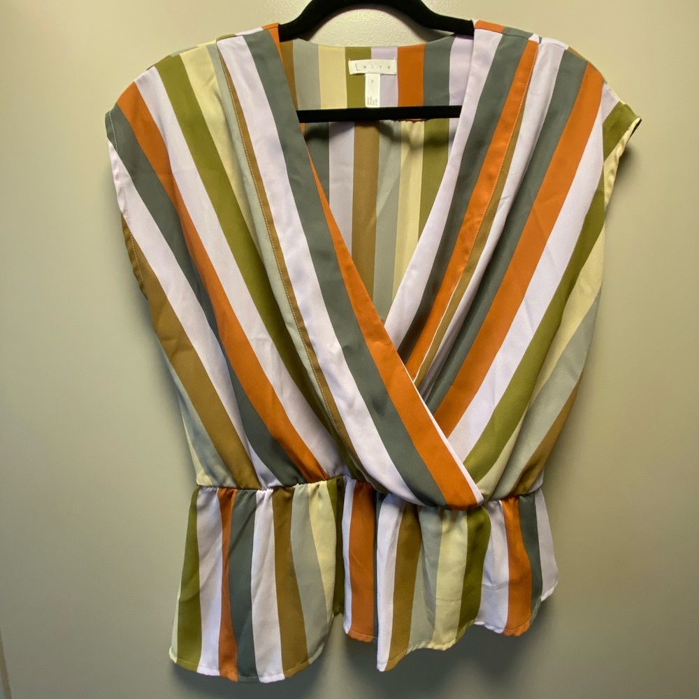 Like new stripped blouse